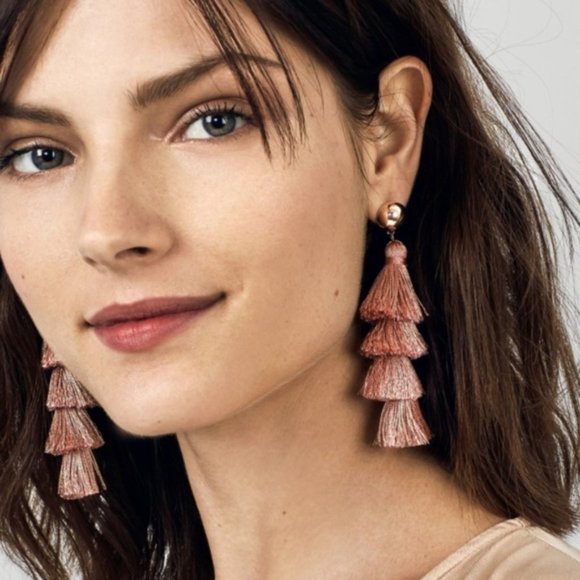 BaubleBar Jewelry - Baublebar || Gabriela Blush Stud Fringe Earrings